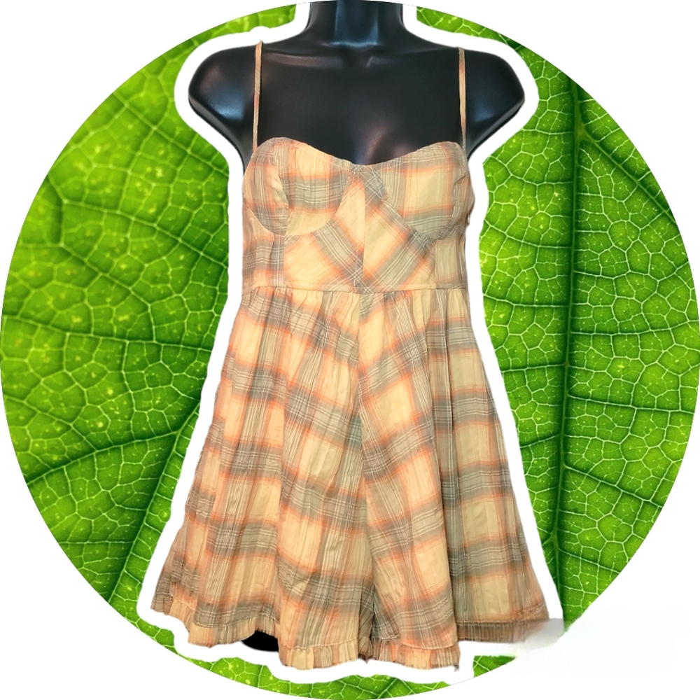 UO Lorelie Crinkle Romper